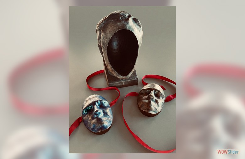 A Head Without A Face